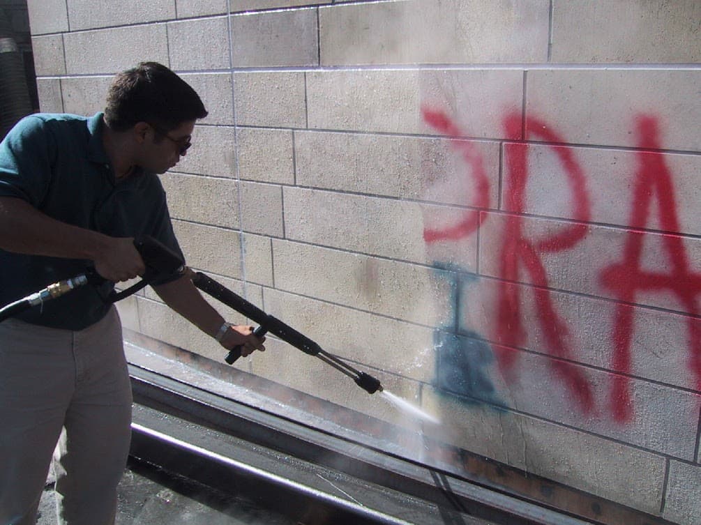 Should You Remove Graffiti - The Graffiti Eaters