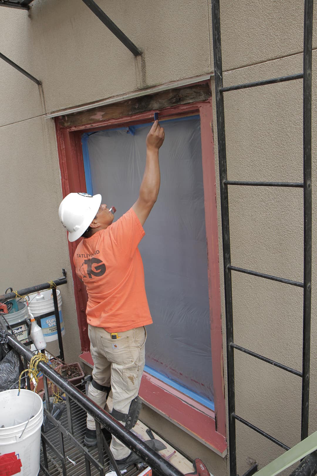 FastFlash is a fluid-applied membrane to waterproof around rough openings of doors and windows -- perfect for retrofit applications and new builds. 