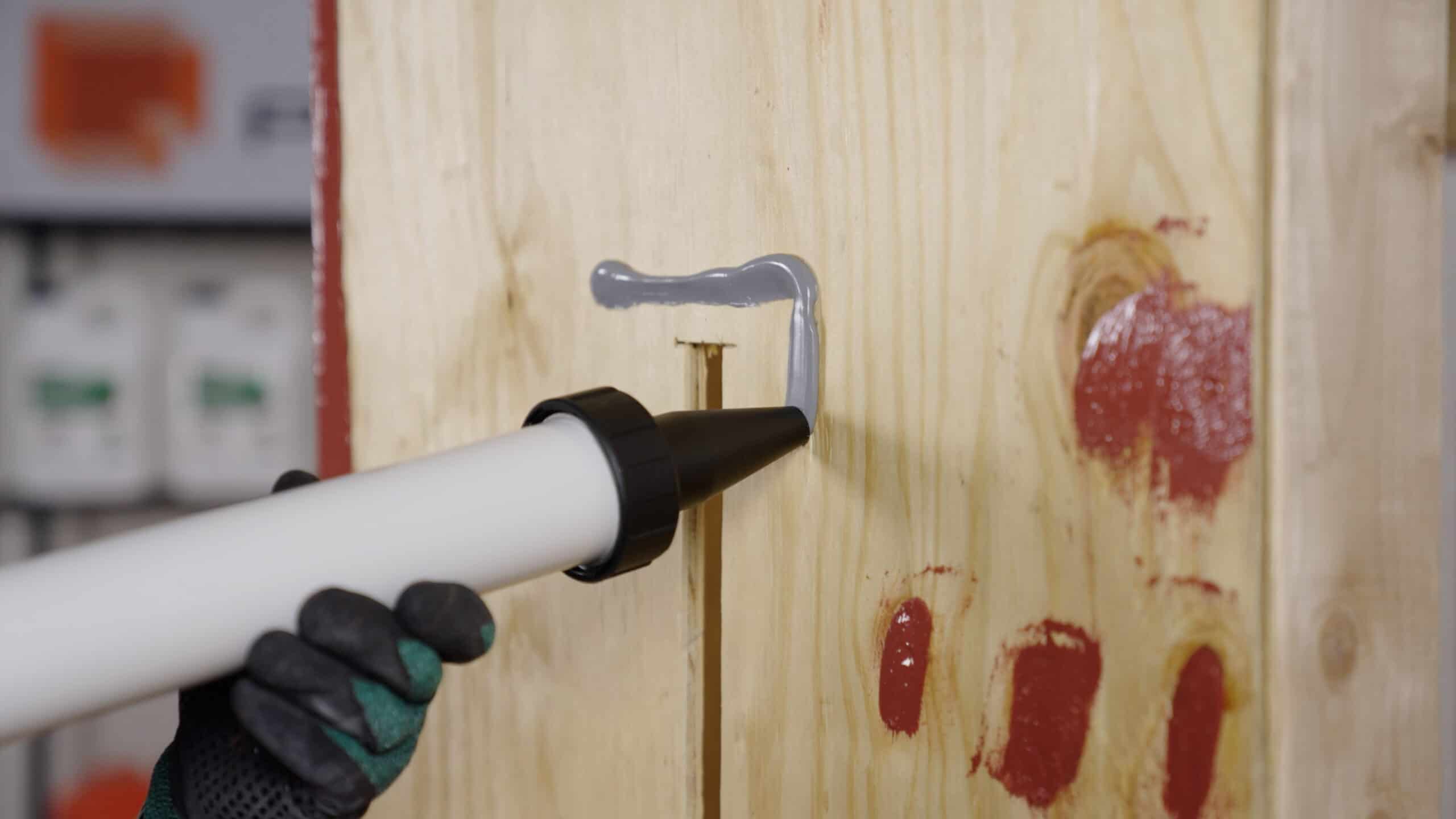 Apply SureSpan Adhesive Apply SureSpan Adhesive