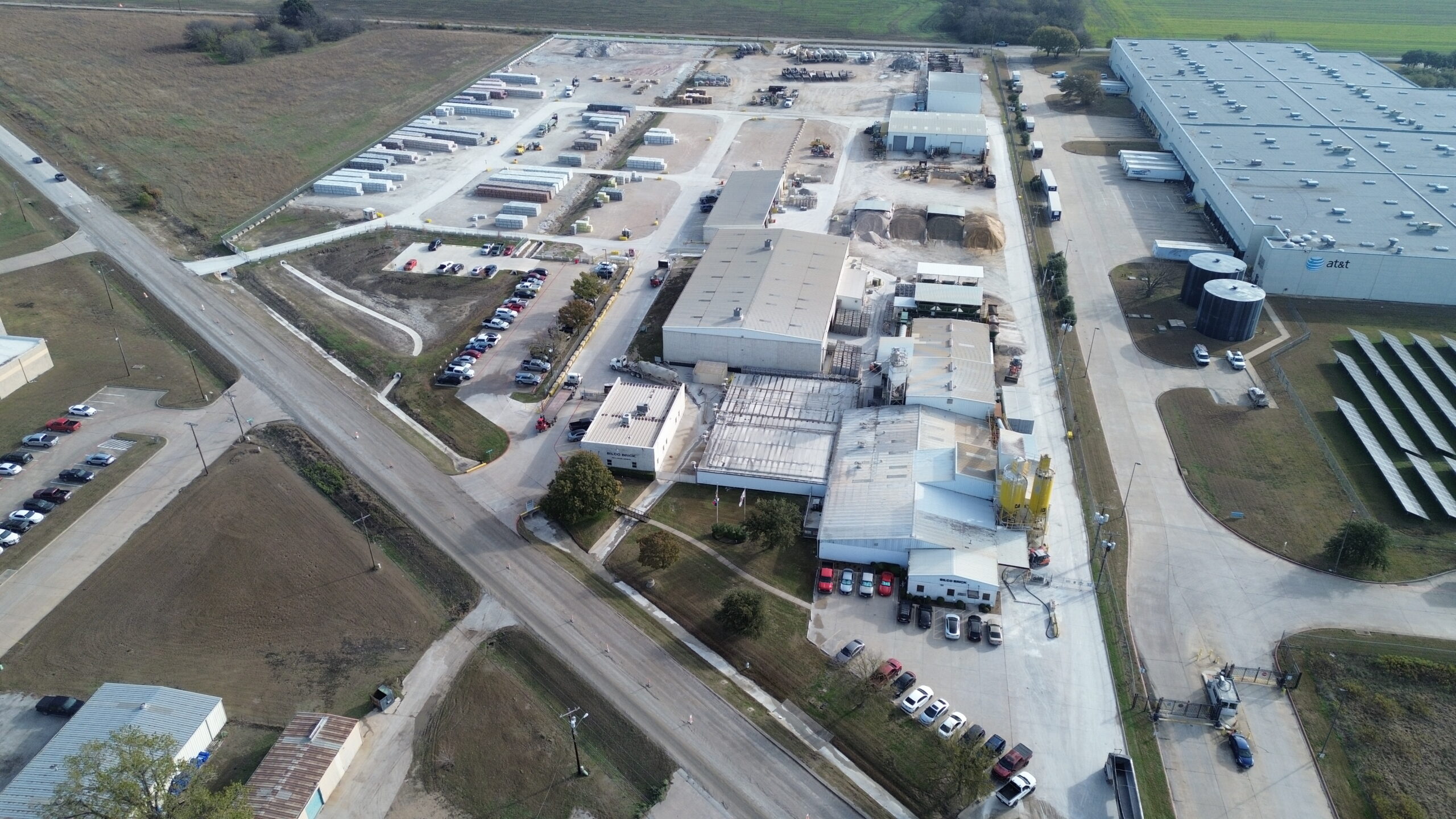 Bilco Brick is located in Lancaster, Texas